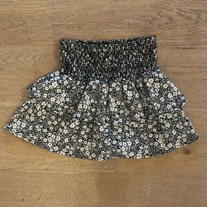 Zara girls smocked floral skirt - size 9